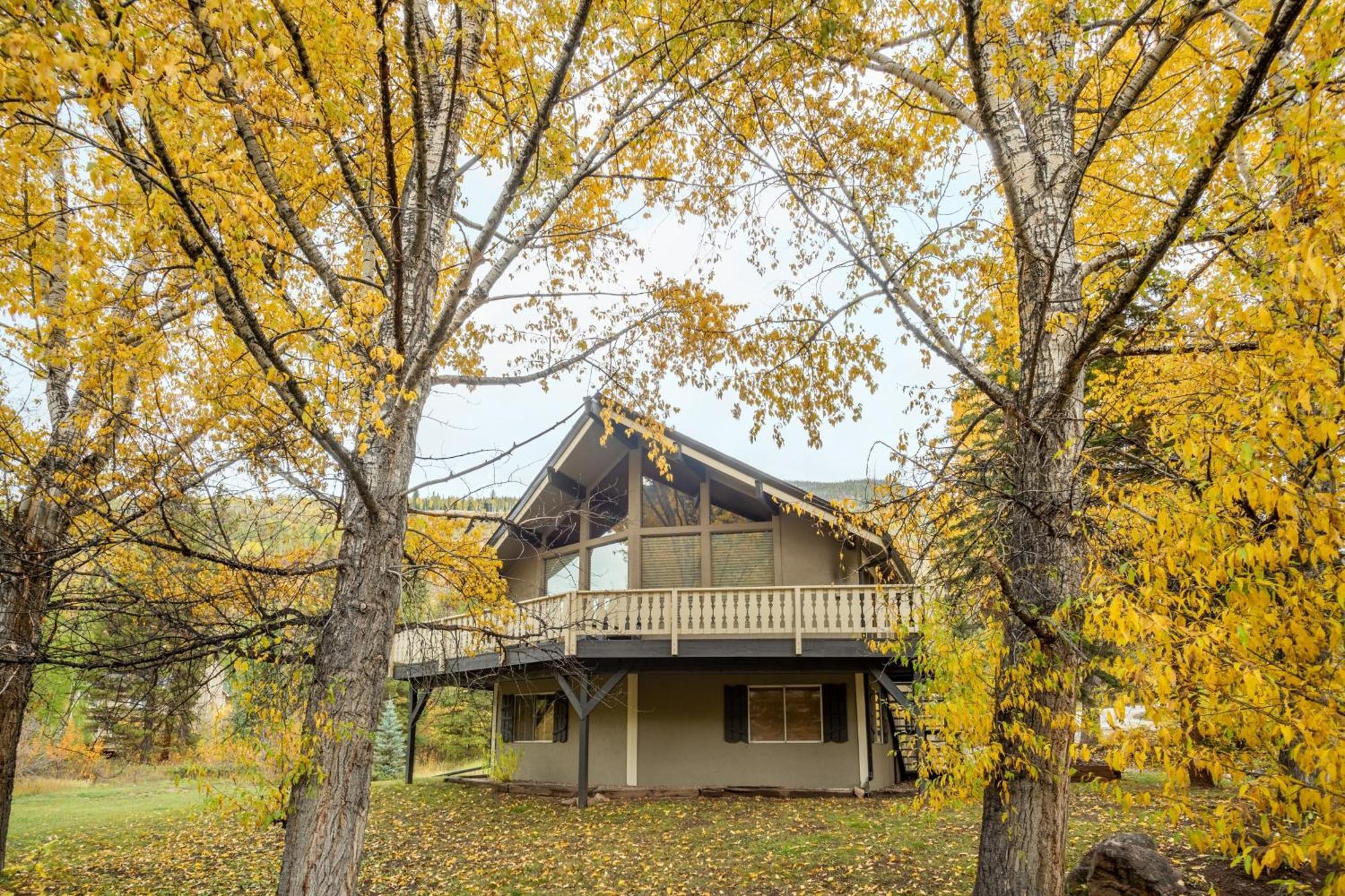 Bighorn By Avantstay Spacious Ski Cabin W Sprawling Porch Views Hot Tub Вейл Экстерьер фото