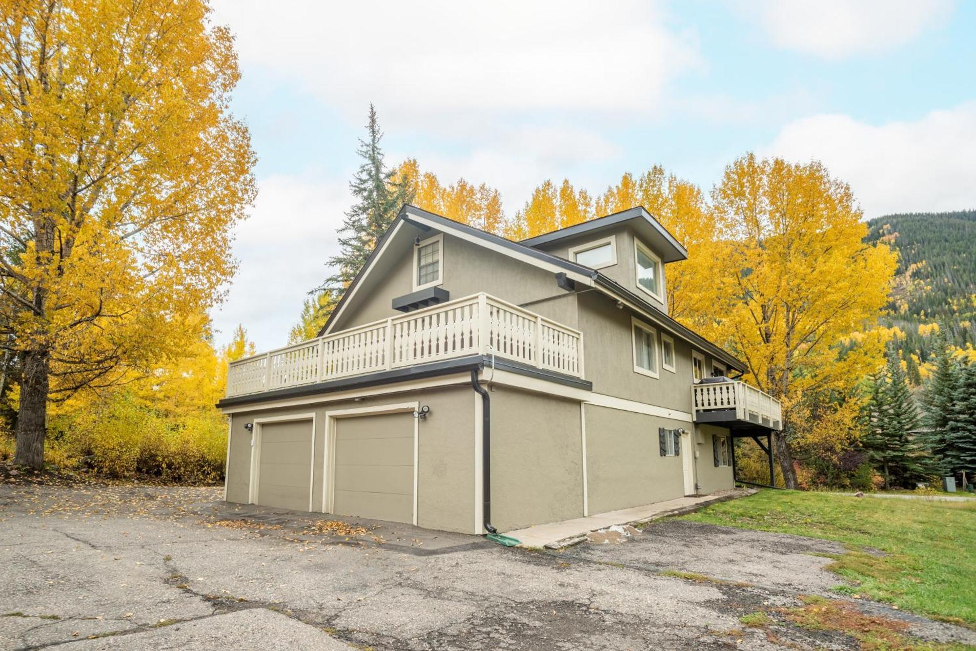 Bighorn By Avantstay Spacious Ski Cabin W Sprawling Porch Views Hot Tub Вейл Экстерьер фото