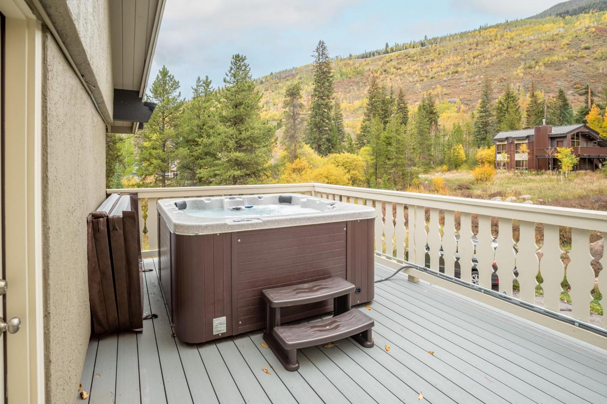 Bighorn By Avantstay Spacious Ski Cabin W Sprawling Porch Views Hot Tub Вейл Экстерьер фото