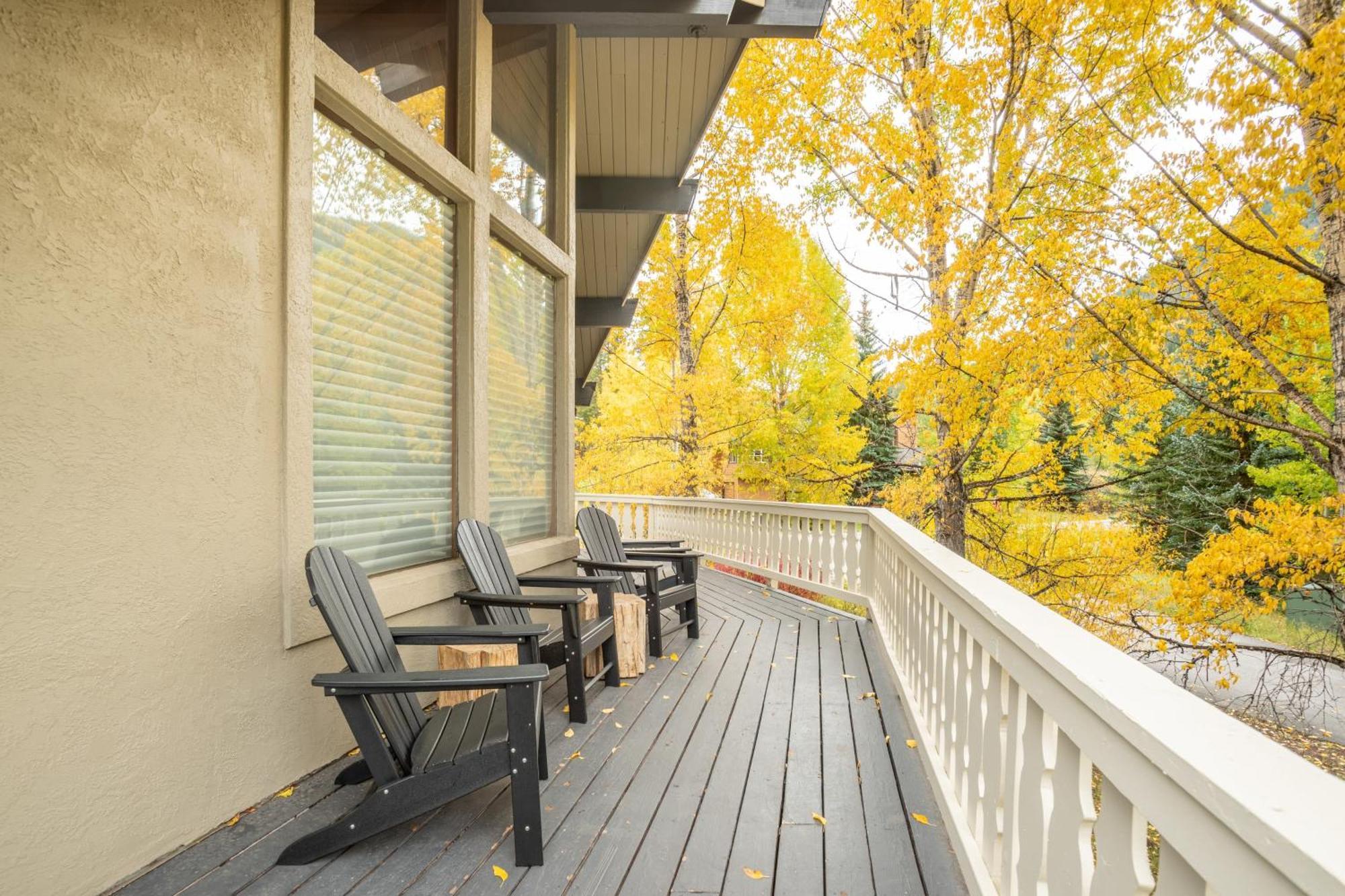 Bighorn By Avantstay Spacious Ski Cabin W Sprawling Porch Views Hot Tub Вейл Экстерьер фото