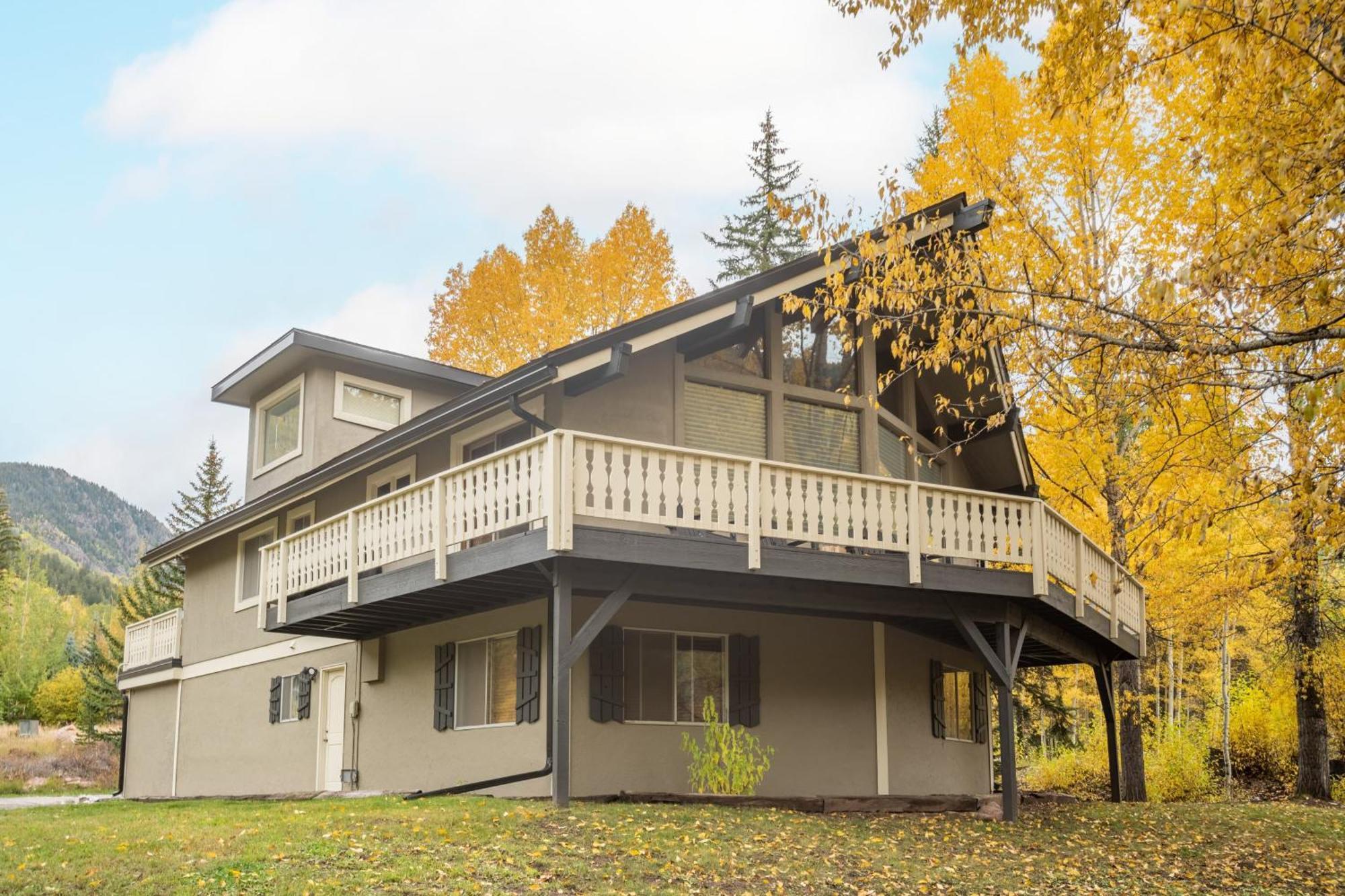 Bighorn By Avantstay Spacious Ski Cabin W Sprawling Porch Views Hot Tub Вейл Экстерьер фото